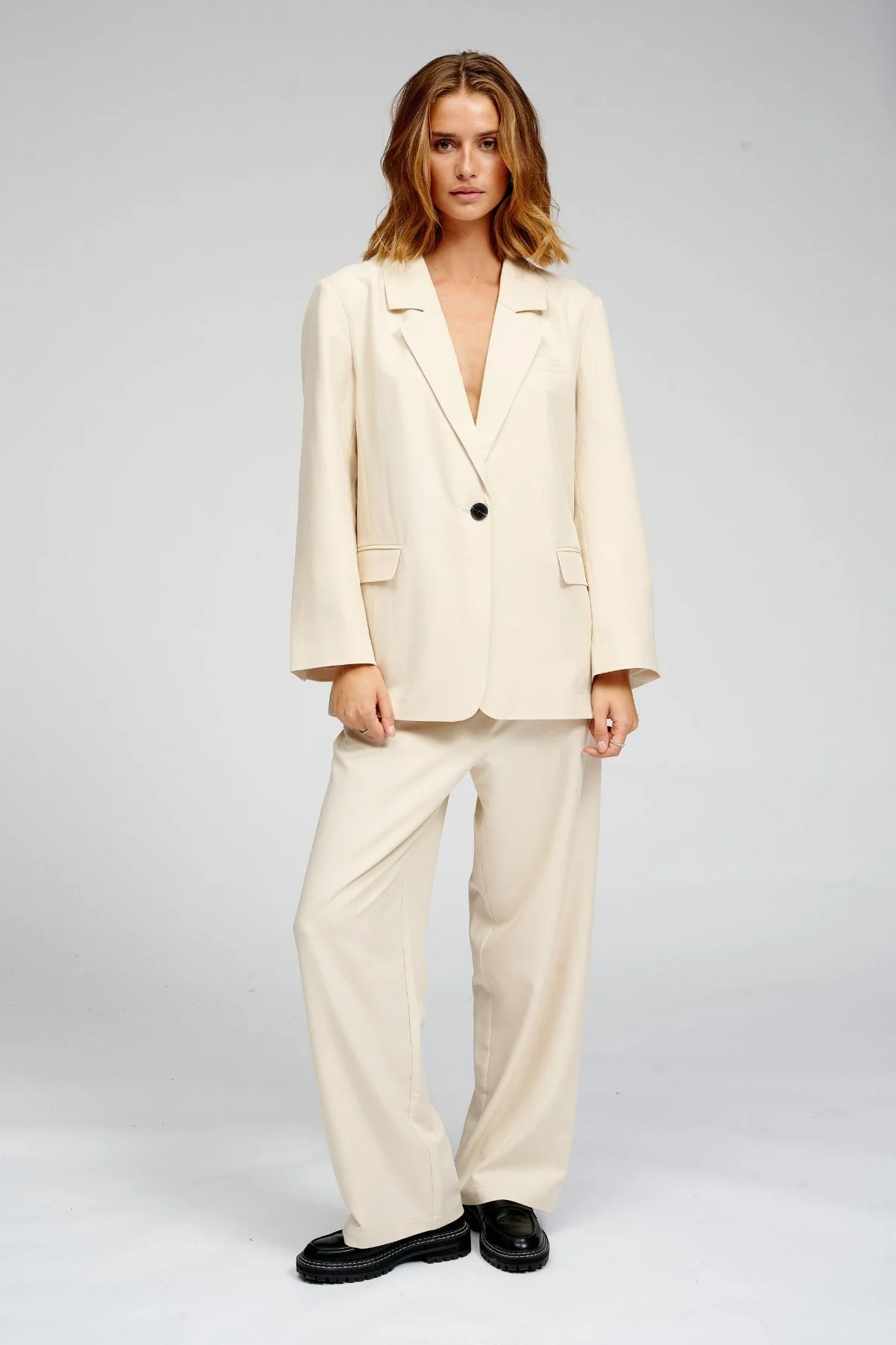Oversized Anzug (Beige) - Paketangebot - Image 9