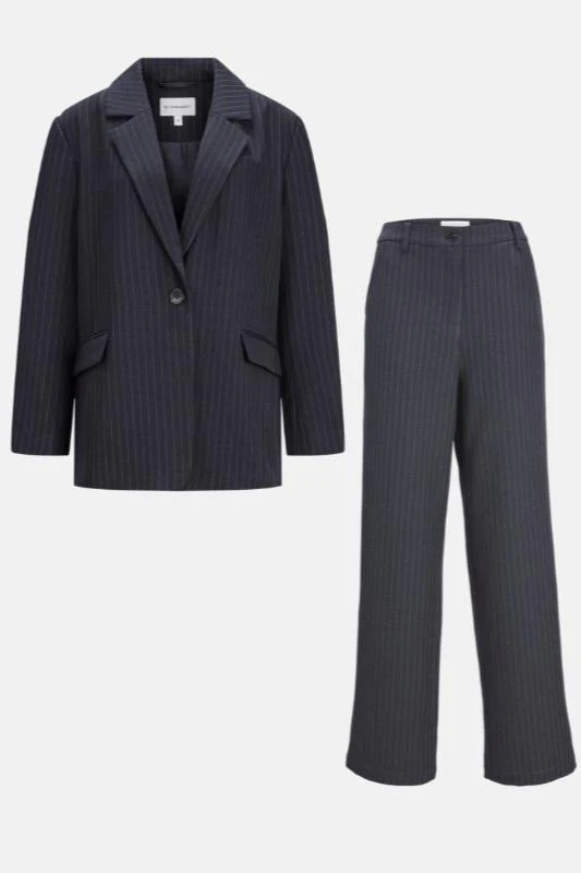 Oversized Anzug (Navy Nadelstreifen) - Paketangebot - Image 8