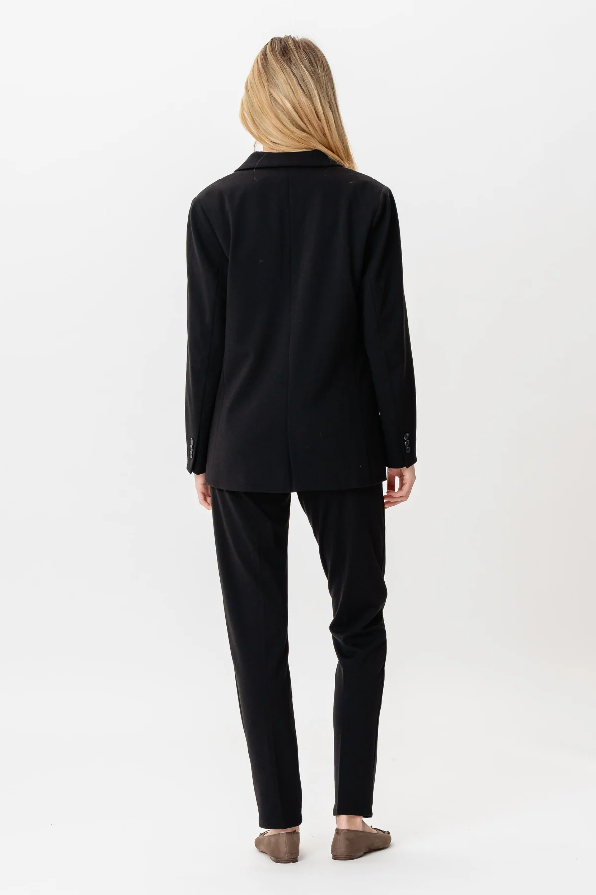 Performance Anzug für Damen (Schwarz) - Paketangebot - Image 8