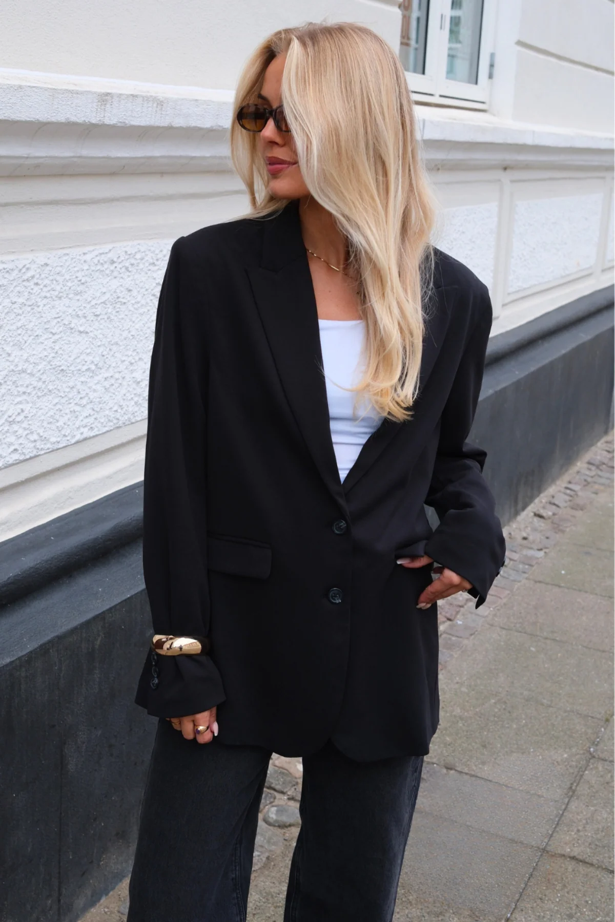 Blazer mit klassischer Passform - Schwarz - Image 5