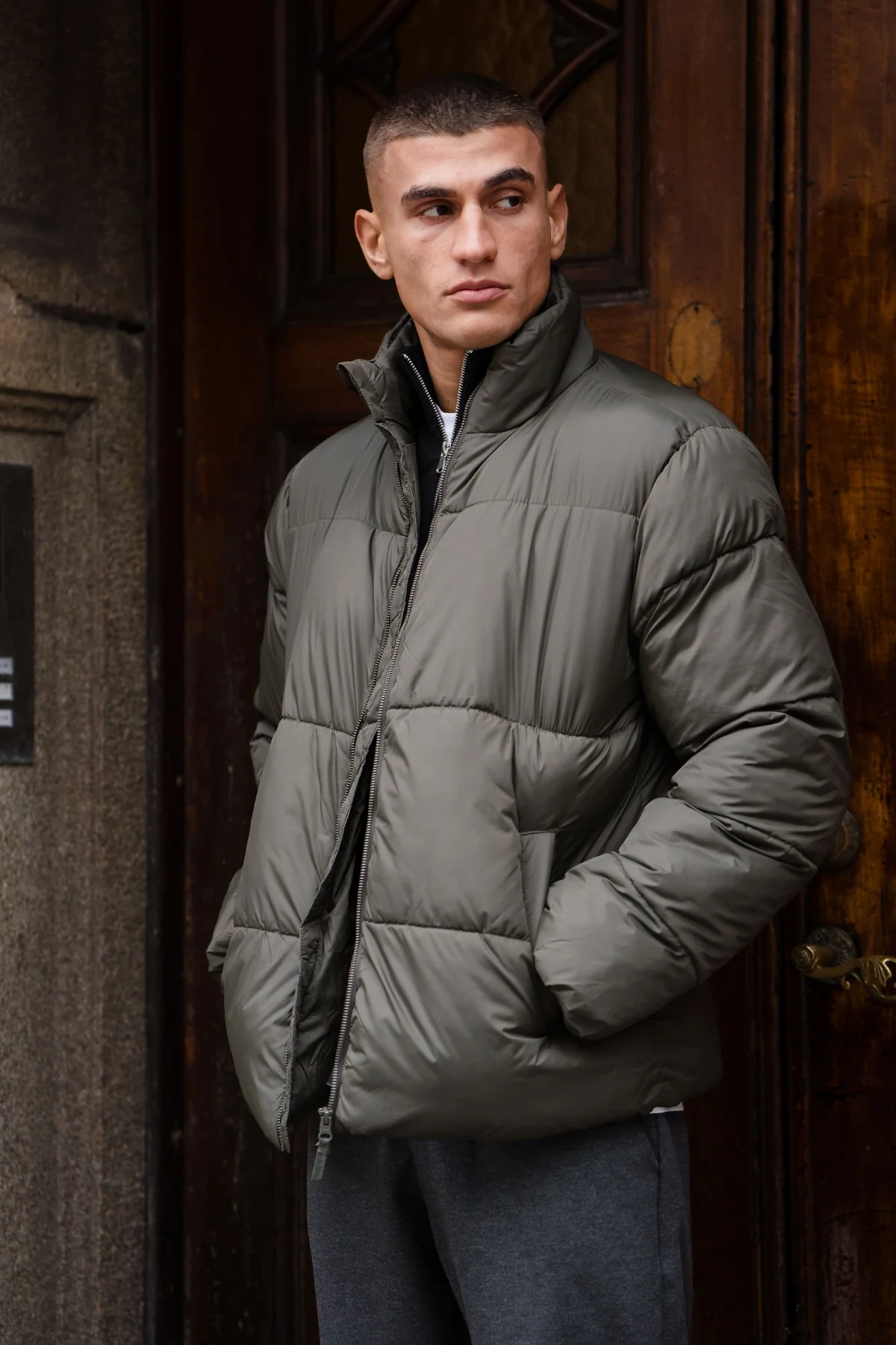 Pufferjacke - Olive - Image 5