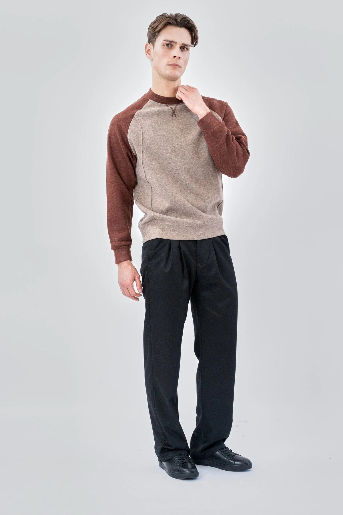 Pullover mit Raglanärmeln – Braun - Image 2