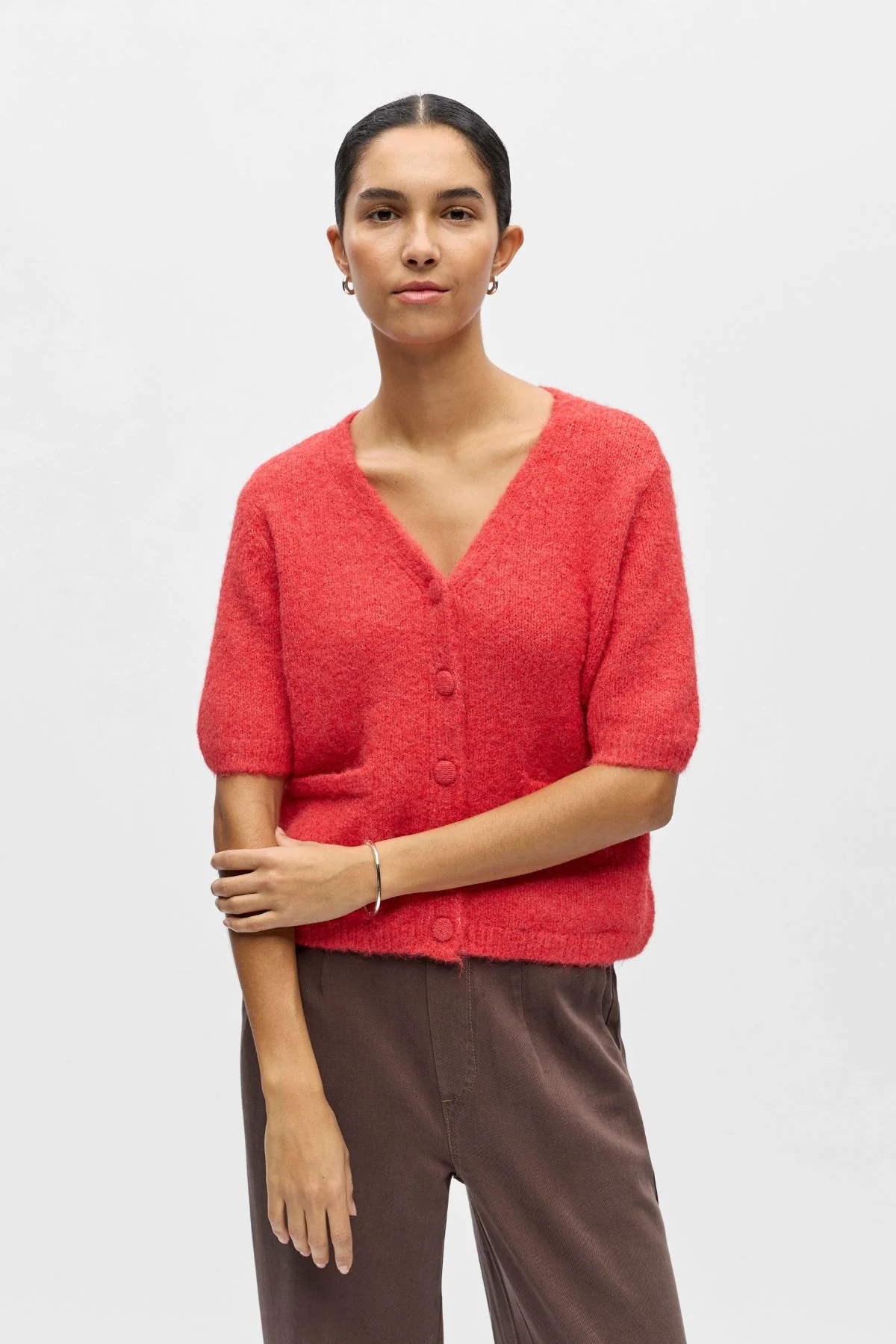 Saggia Strickjacke mit V-Ausschnitt – Poinsettia Melange