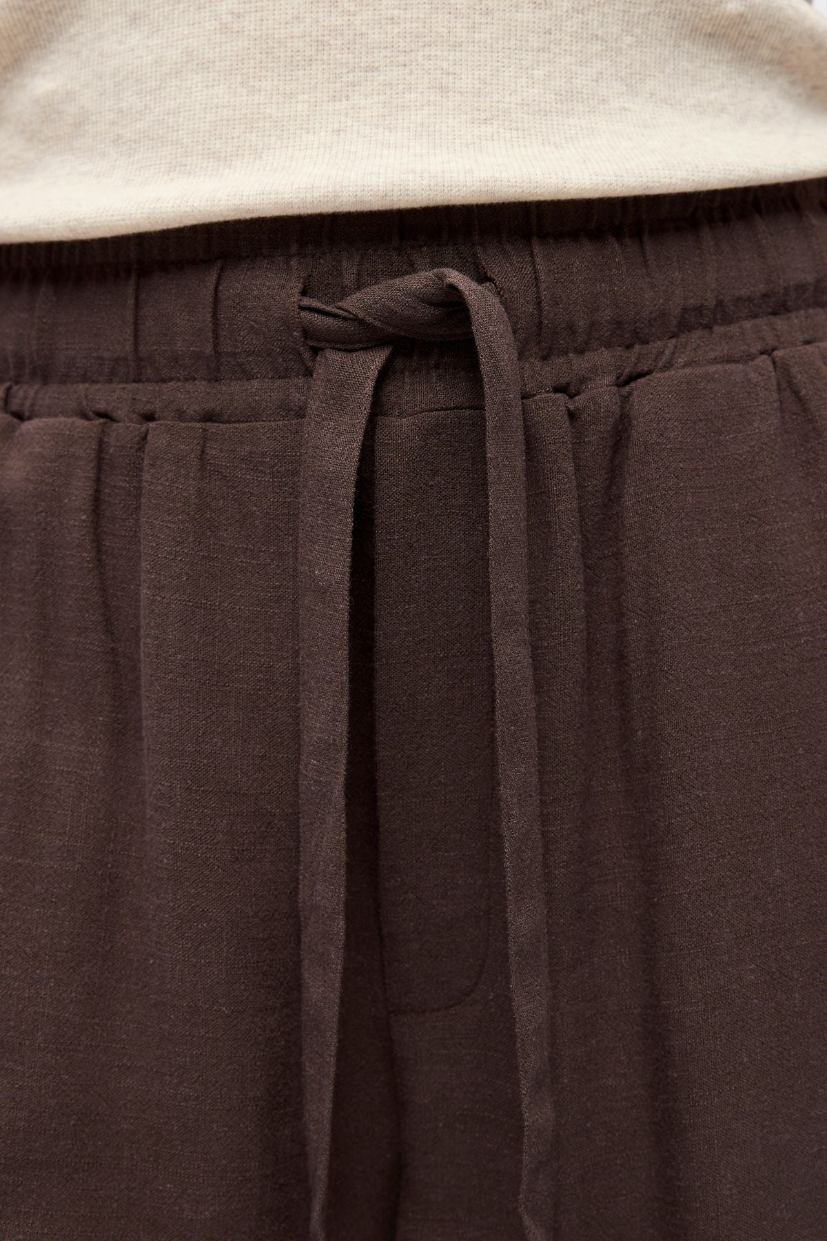 Sanne Wide Shorts - Siegel Brown - Image 4