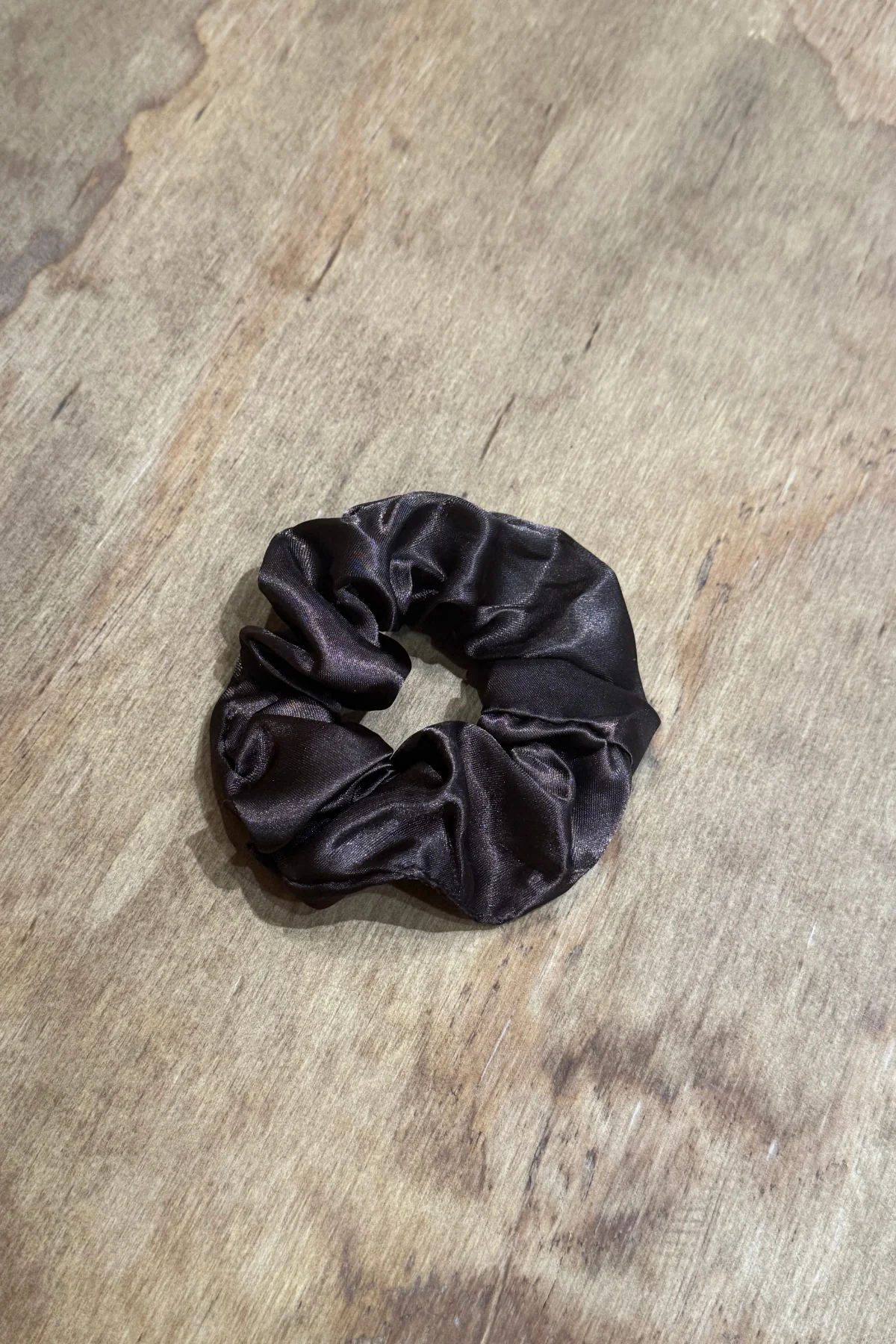 Satin Scrunchie - dunkelbraun - Image 2