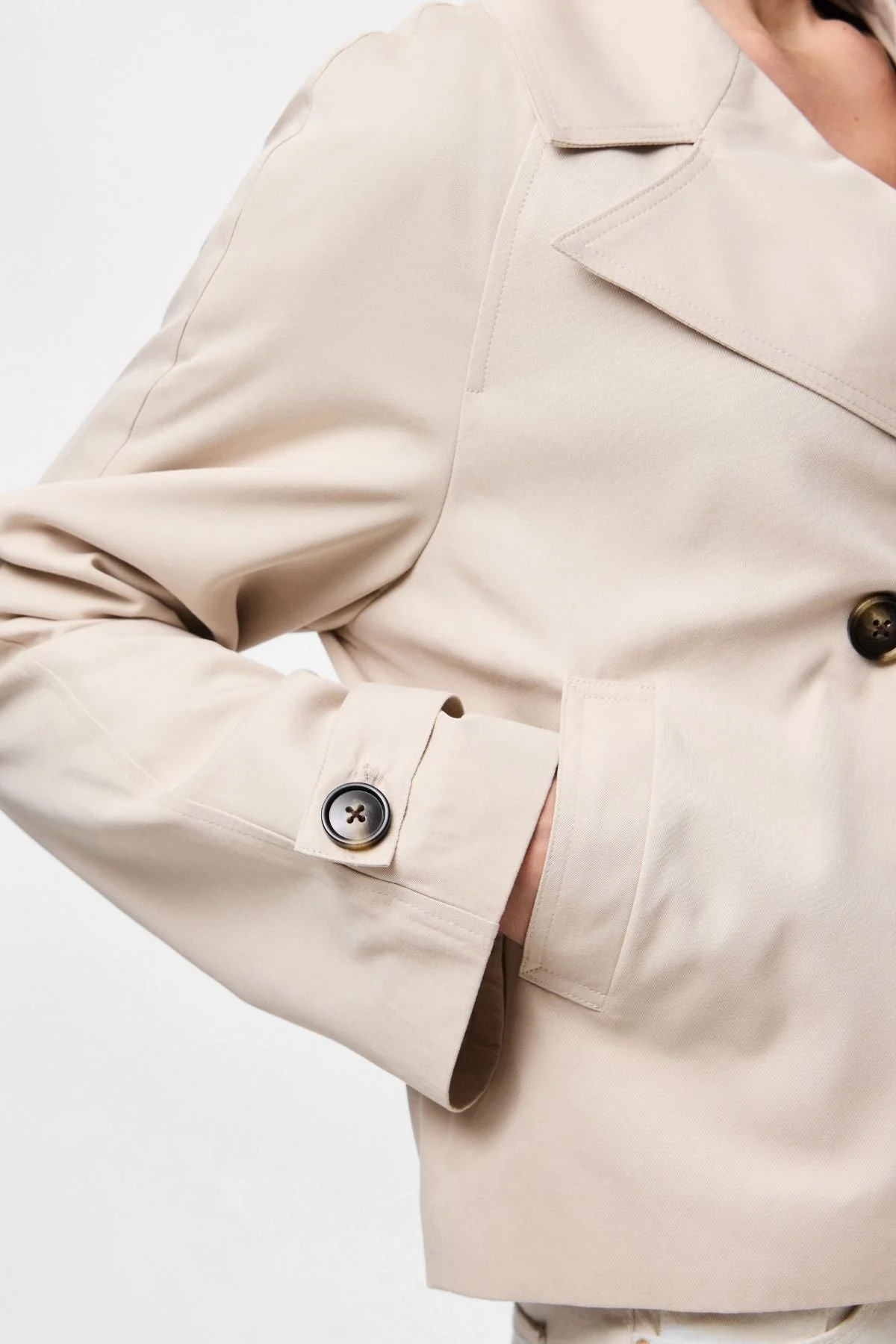Scarlett Kurzer Trenchcoat - Silbergrau - Image 3