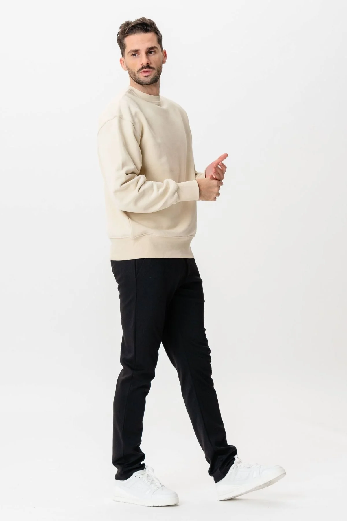 Schwere Crewneck - Beige - Image 3