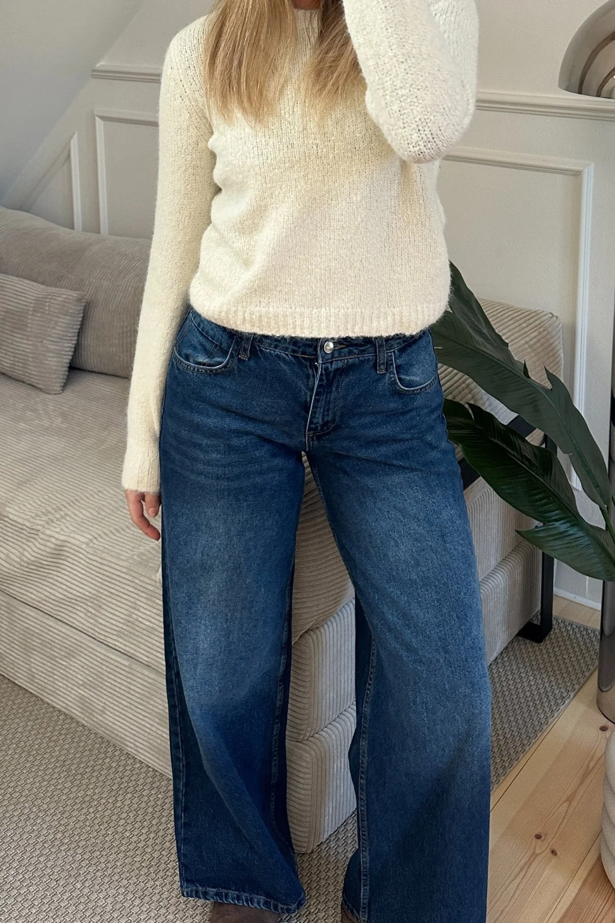 Serena Baggy Jeans – Mittelblau - Image 4