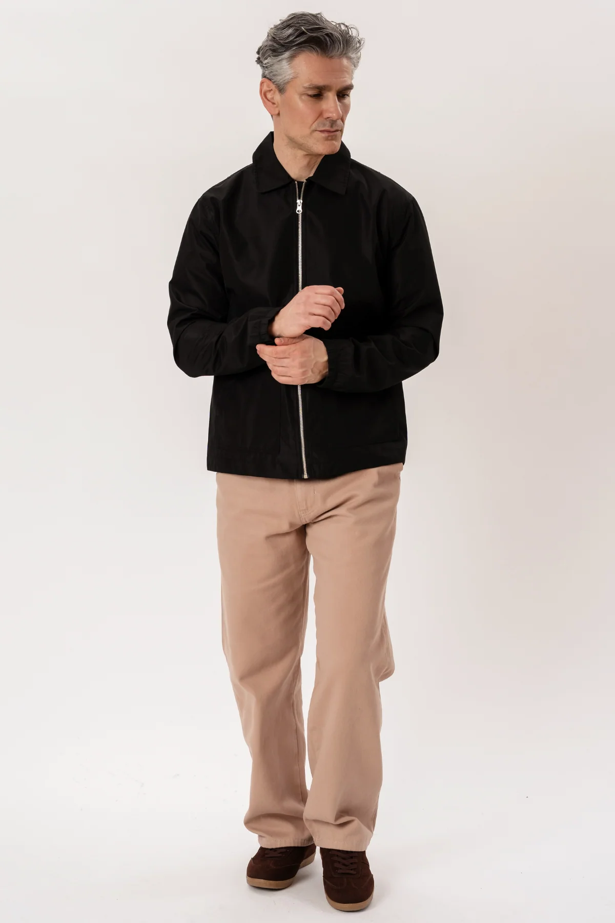 Kurze Reißverschlussjacke - Schwarz - Image 7