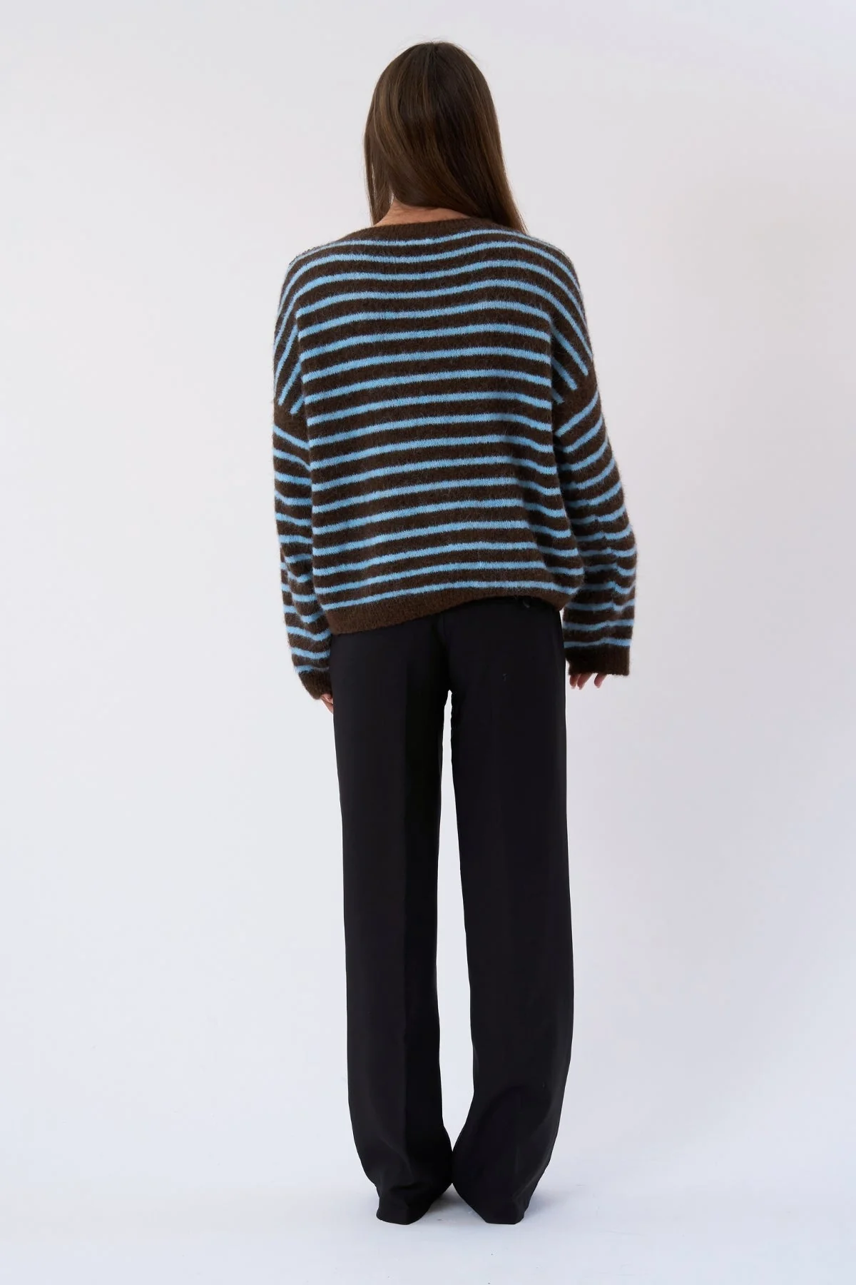Sienna gestreifter Strick – Schokolade/Hellblau - Image 4