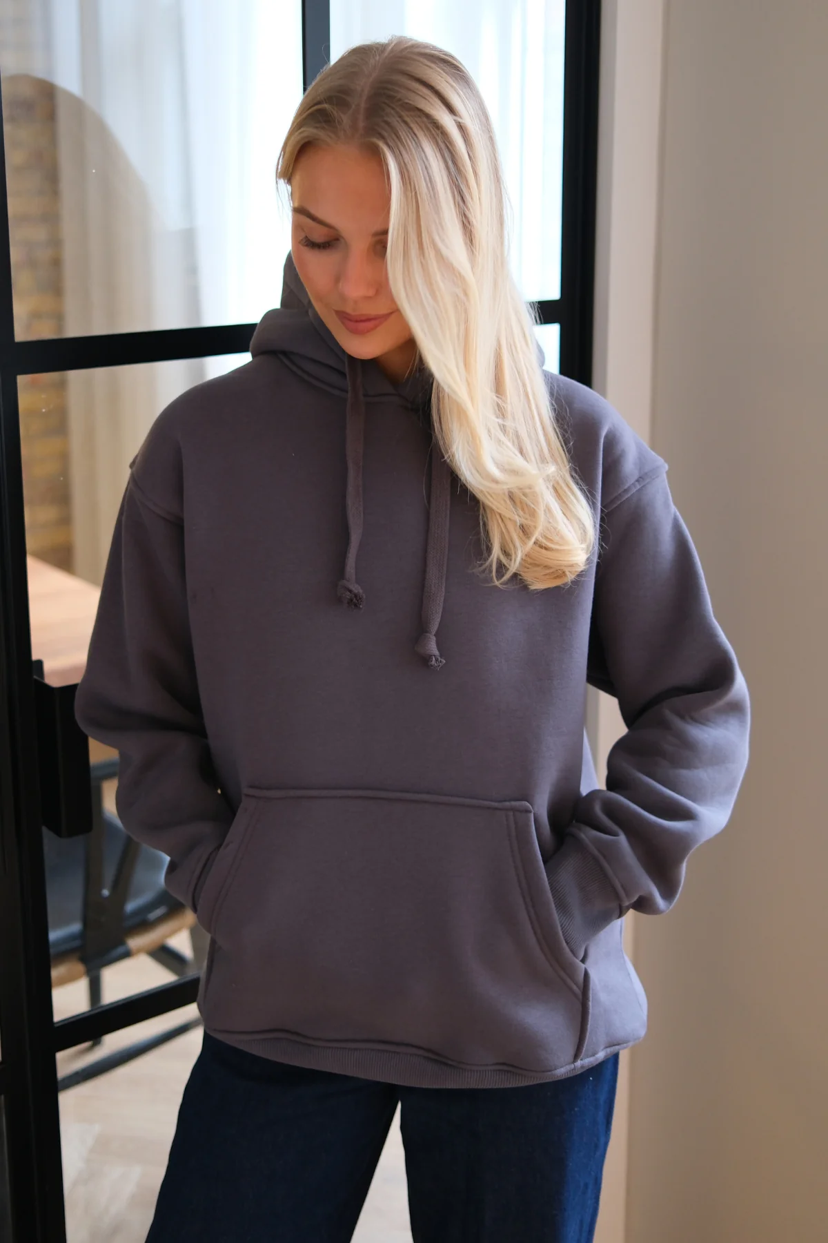 Stella Oversized Hoodie - Dunkelgrau - Image 3