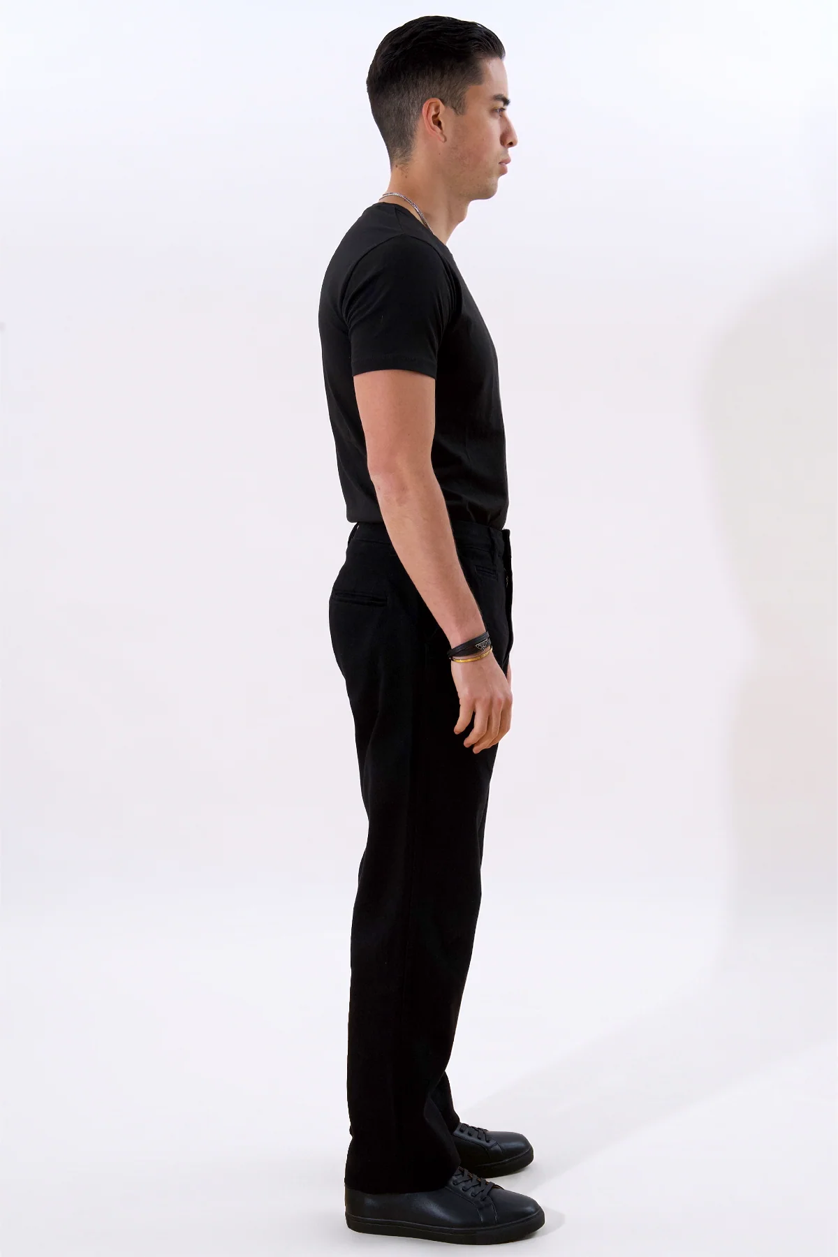 Gerade geschnittene Baumwoll-Chino - Schwarz - Image 11