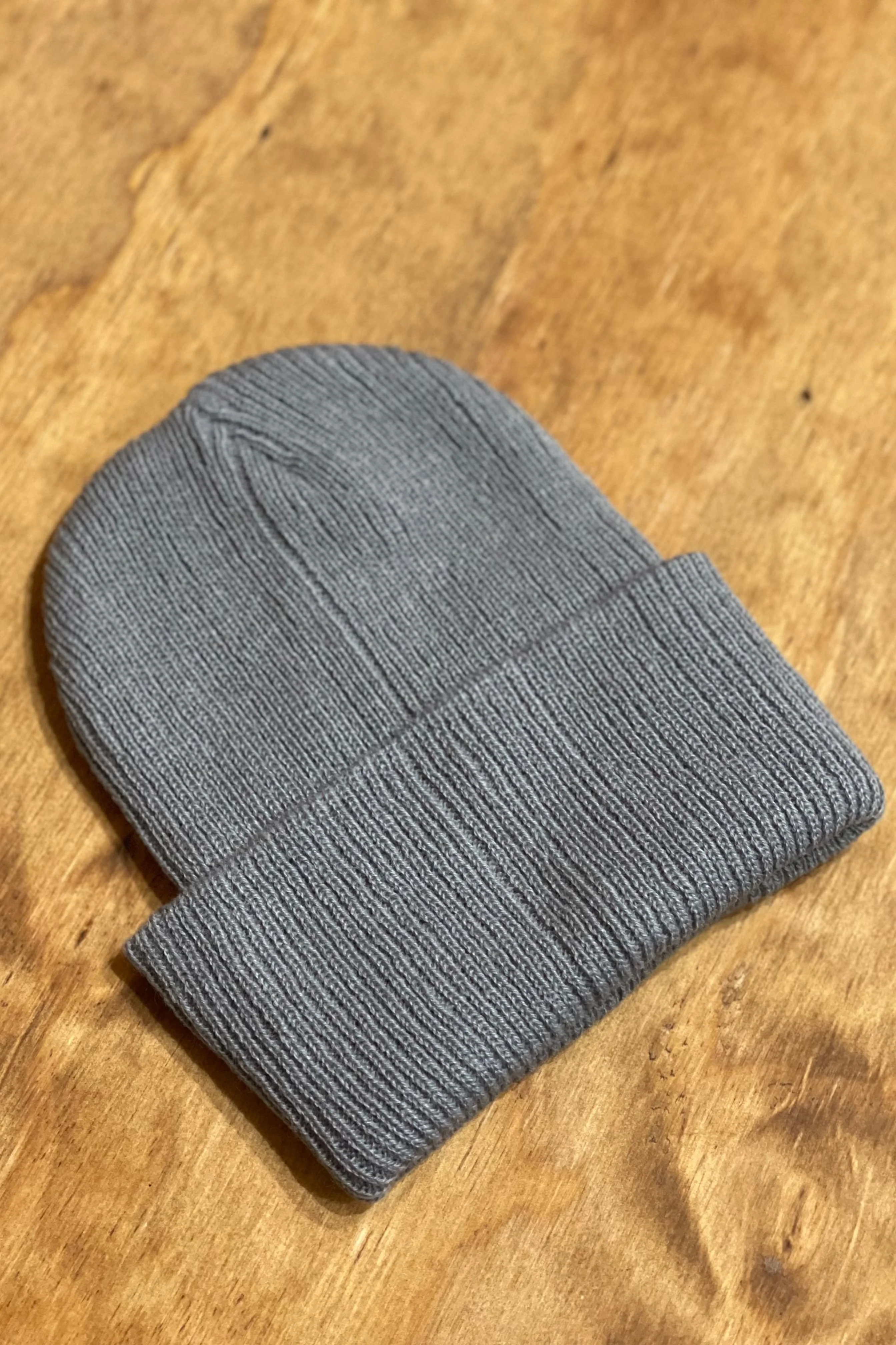 Gestrickte Mütze – Grau - Image 3