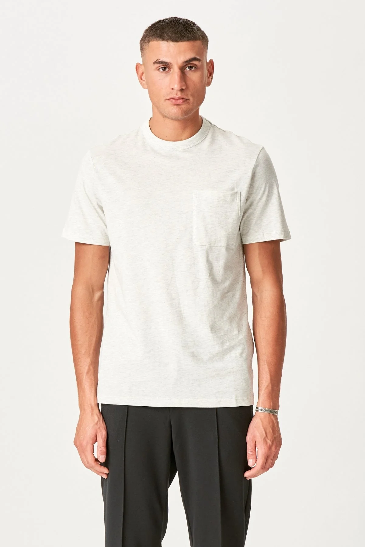 T-Shirt mit Tasche-off-weiß