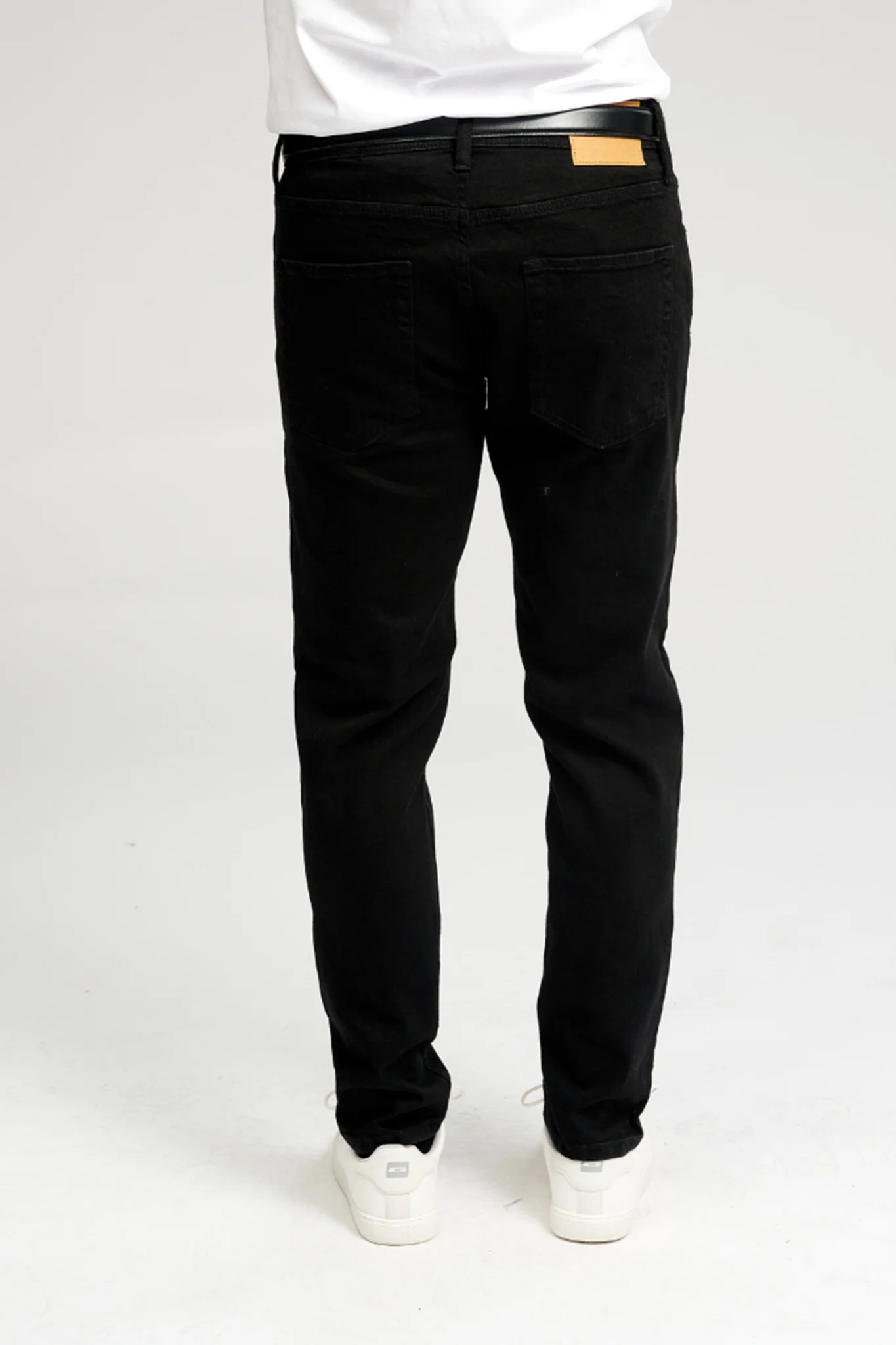 The Original Performance Jeans (Regular) - Schwarzer Denim - Image 11