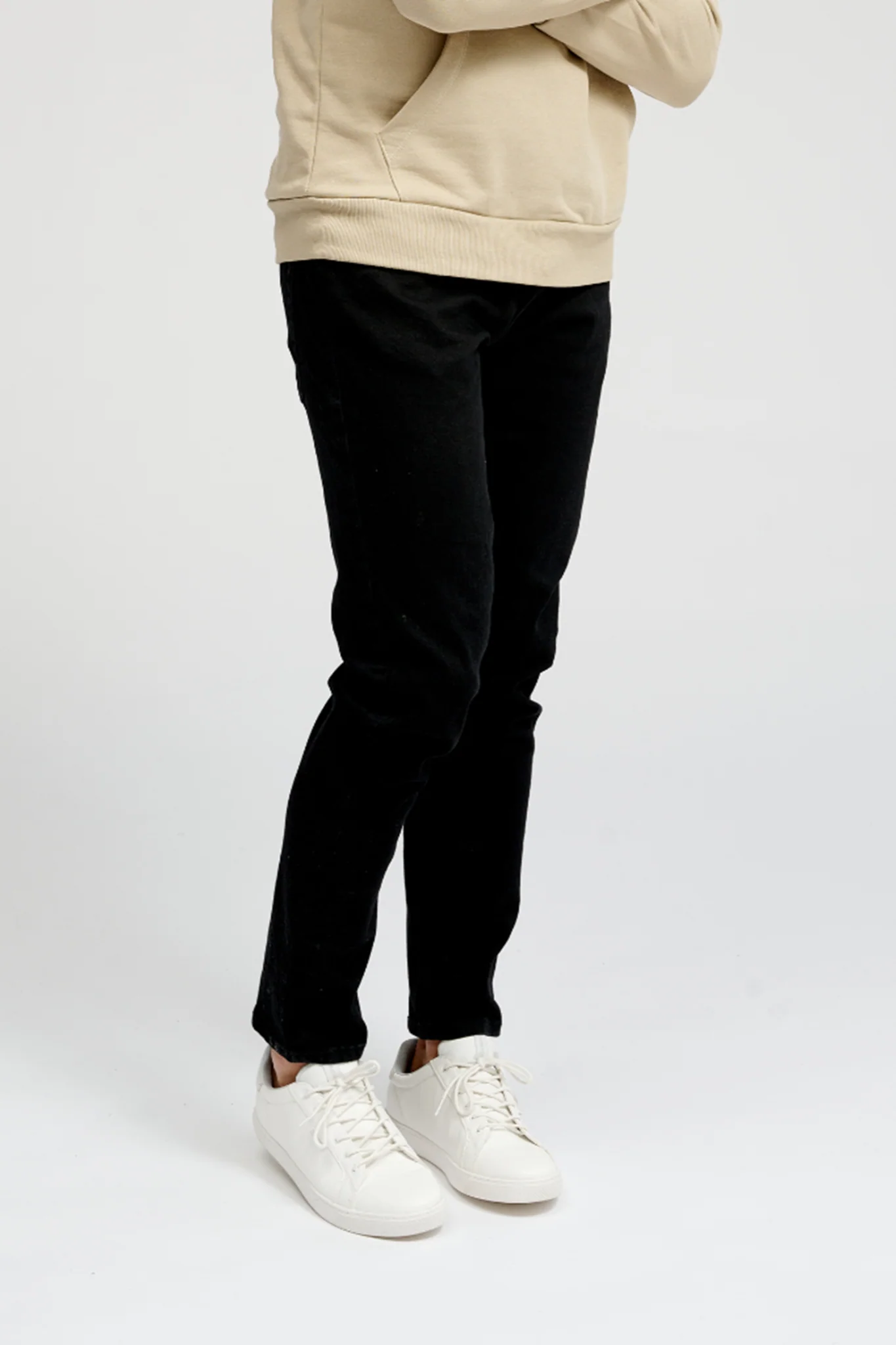 The Original Performance Jeans (Regular) - Schwarzer Denim - Image 6