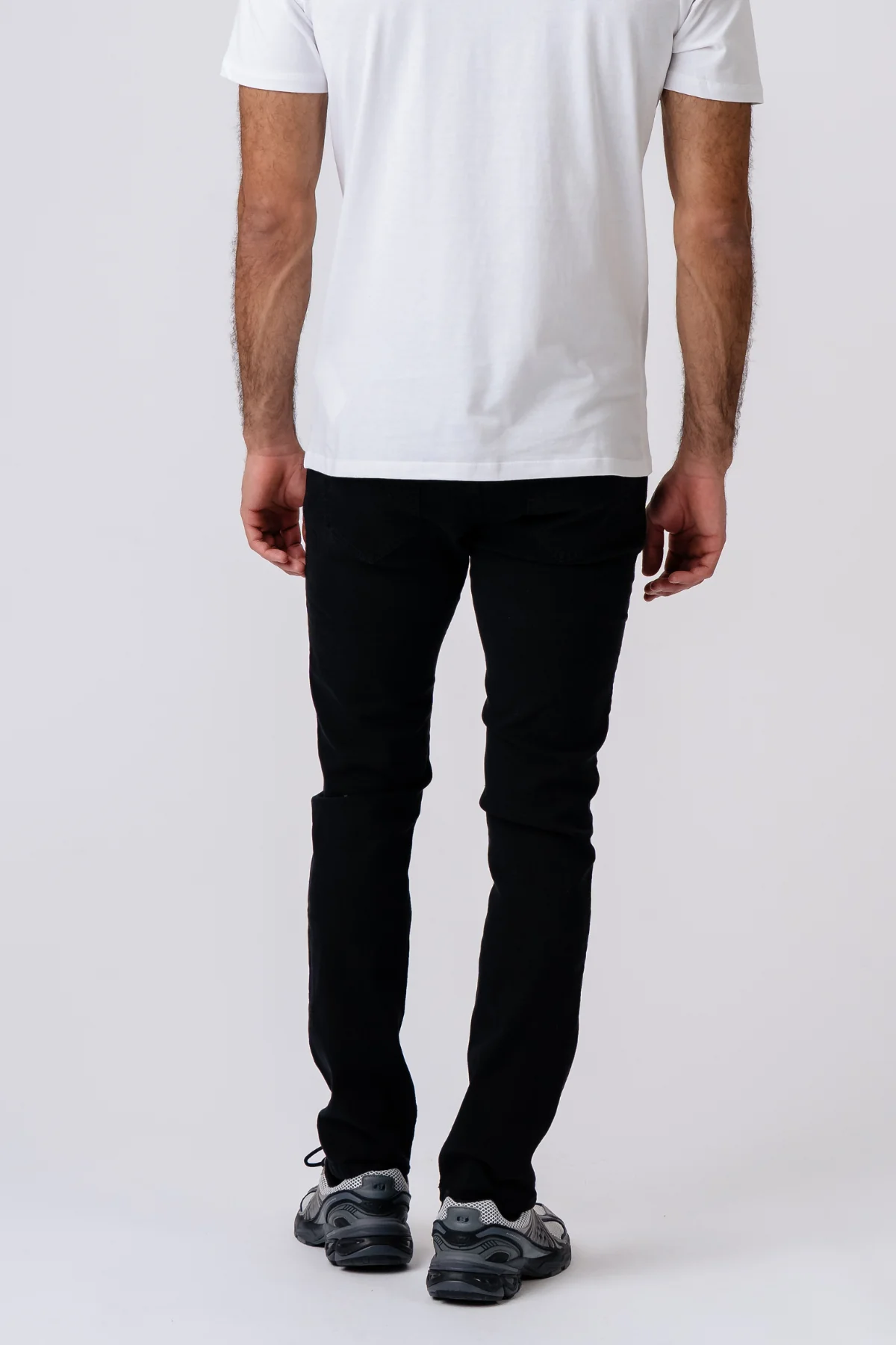 The Original Performance Jeans (Slim) - Schwarzer Denim - Image 5