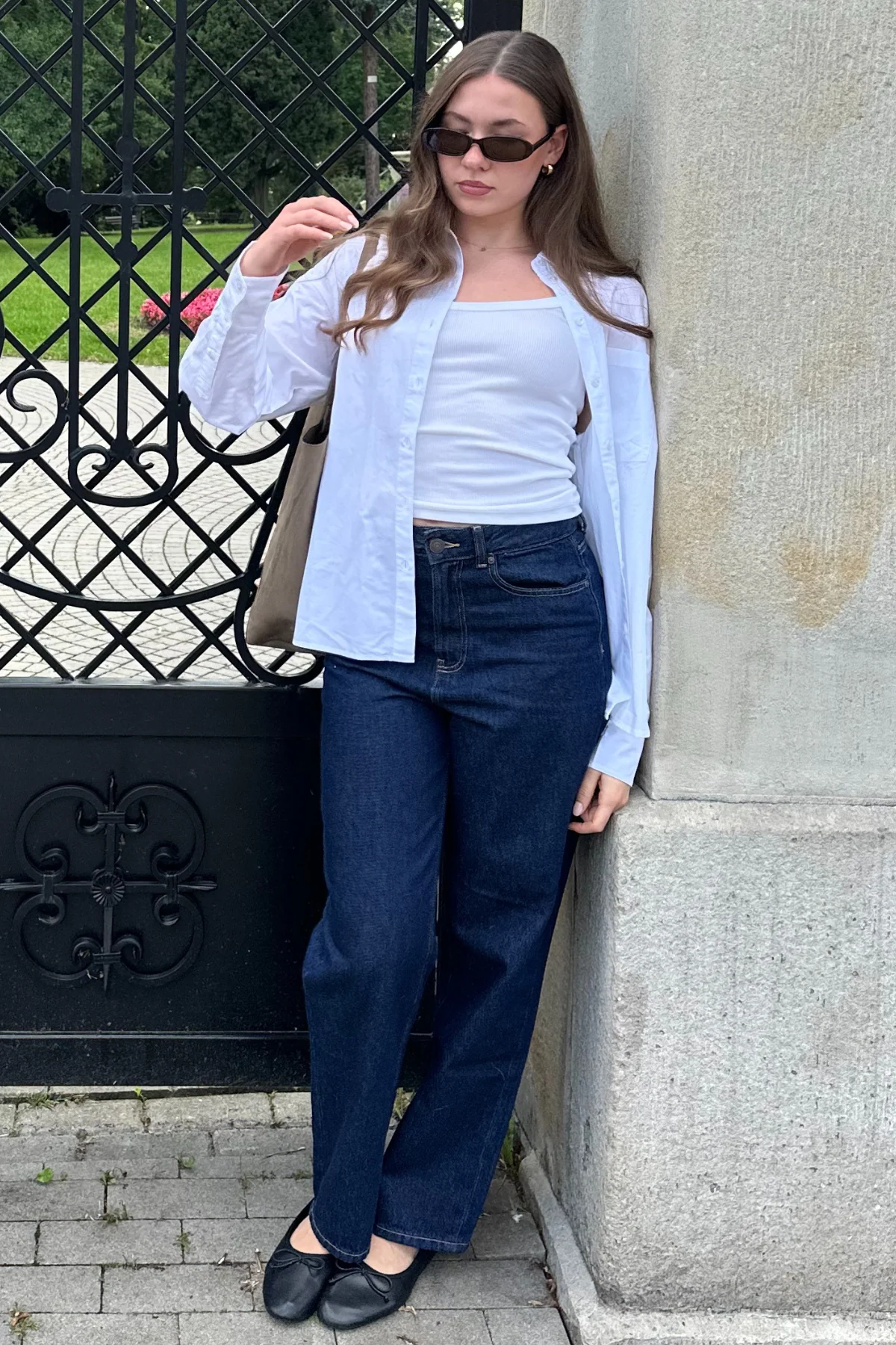 The Original Performance Lose Jeans - dunkelblauer Denim - Image 4