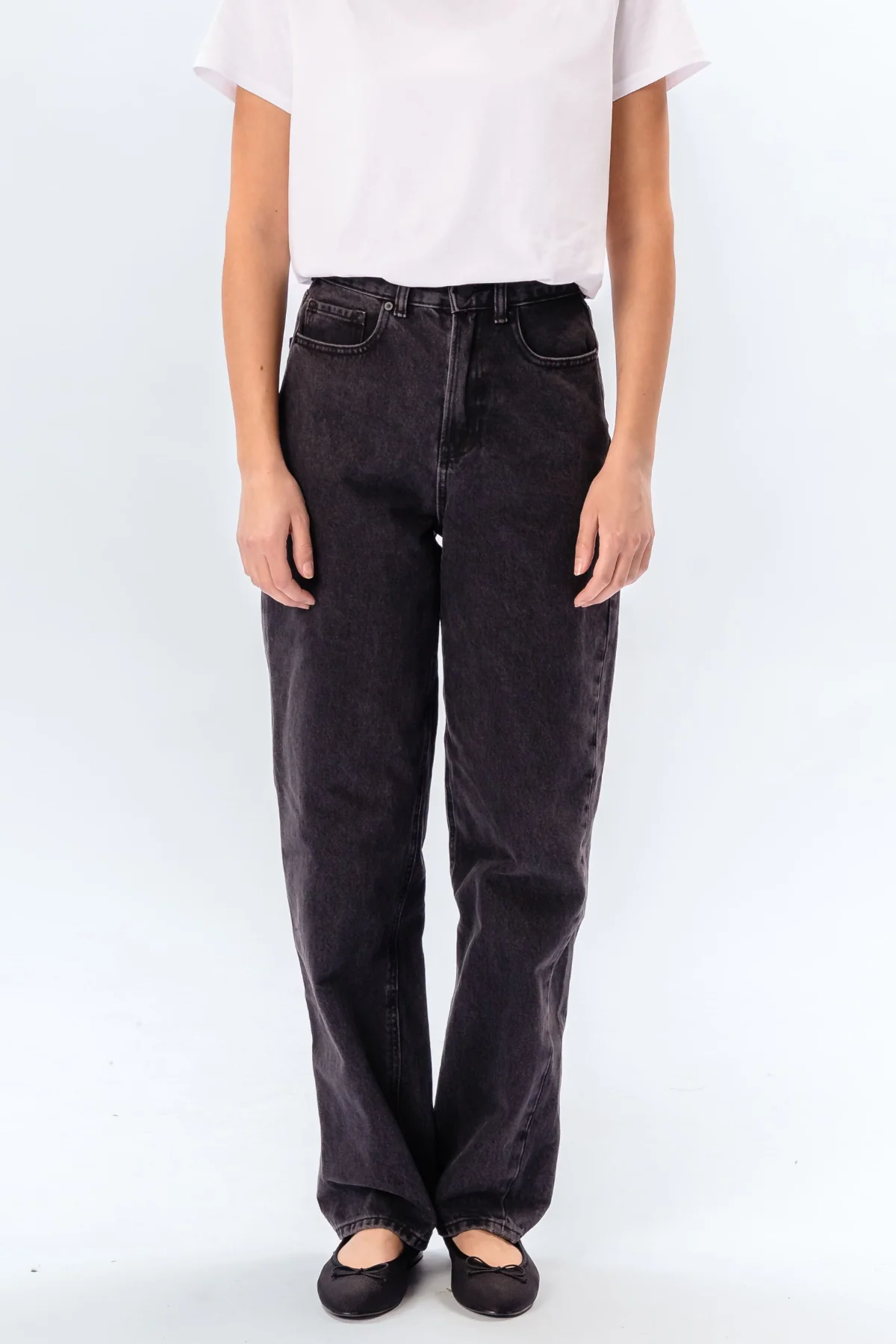 The Original Performance Lose Jeans - schwarzer Denim gewaschen - Image 5