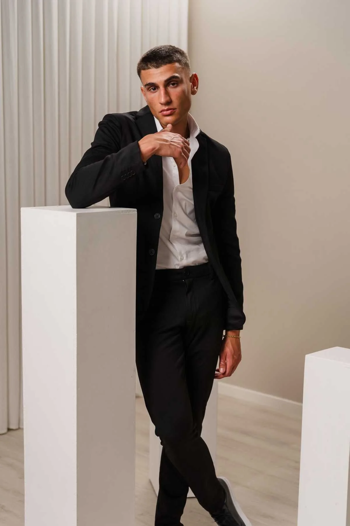 The Original Performance Suit™️ (Schwarz) - Paketangebot - Image 8