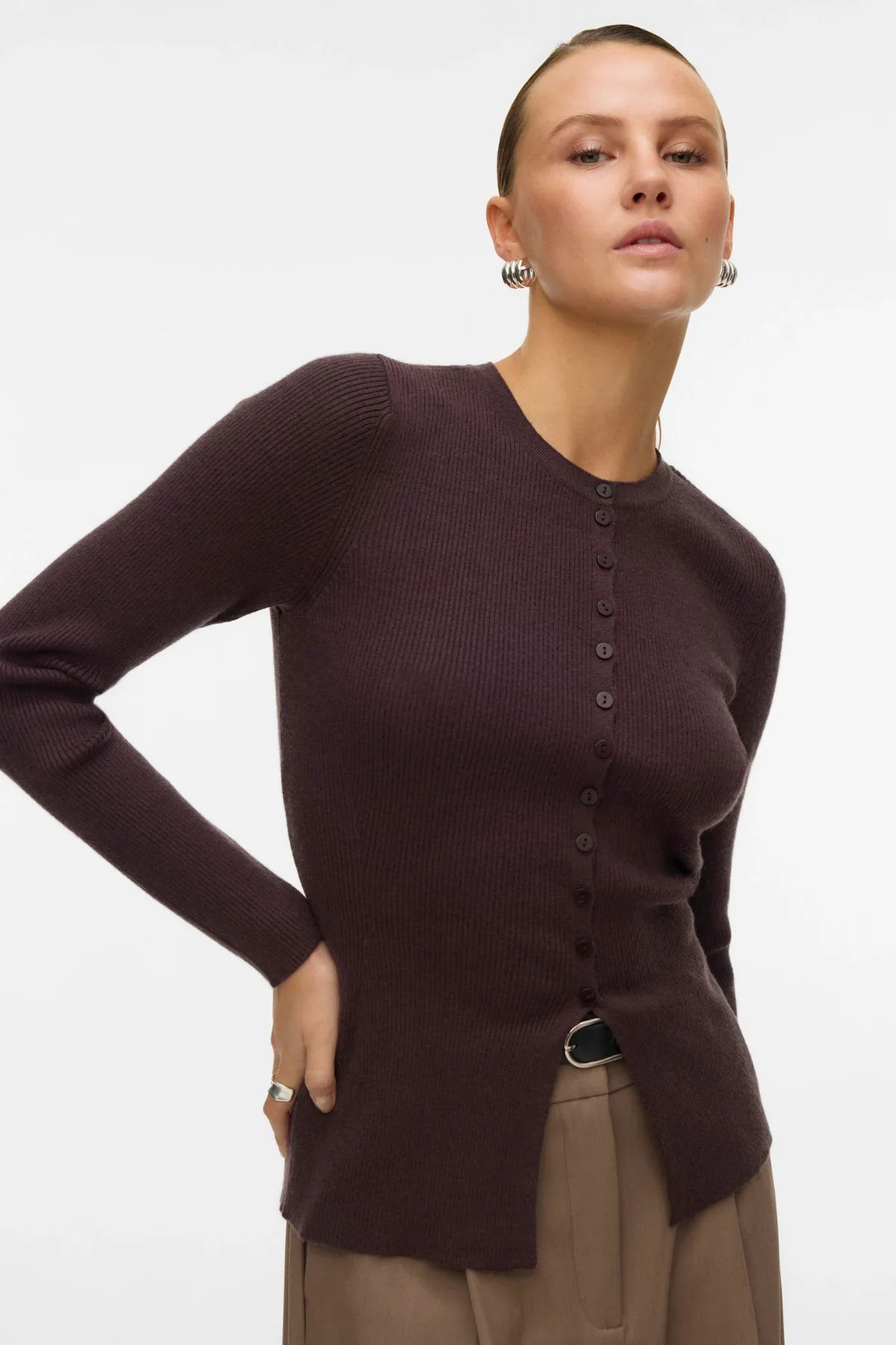 Ukino O -Neck Strick -Strickjacke - Schokoladenpflaume