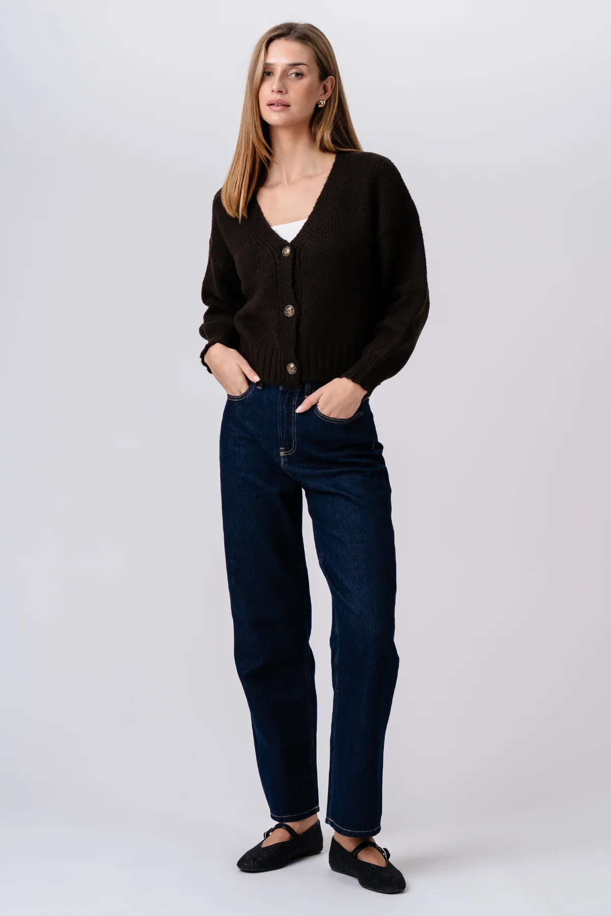 Strickjacke mit V-Ausschnitt – Braun - Image 2