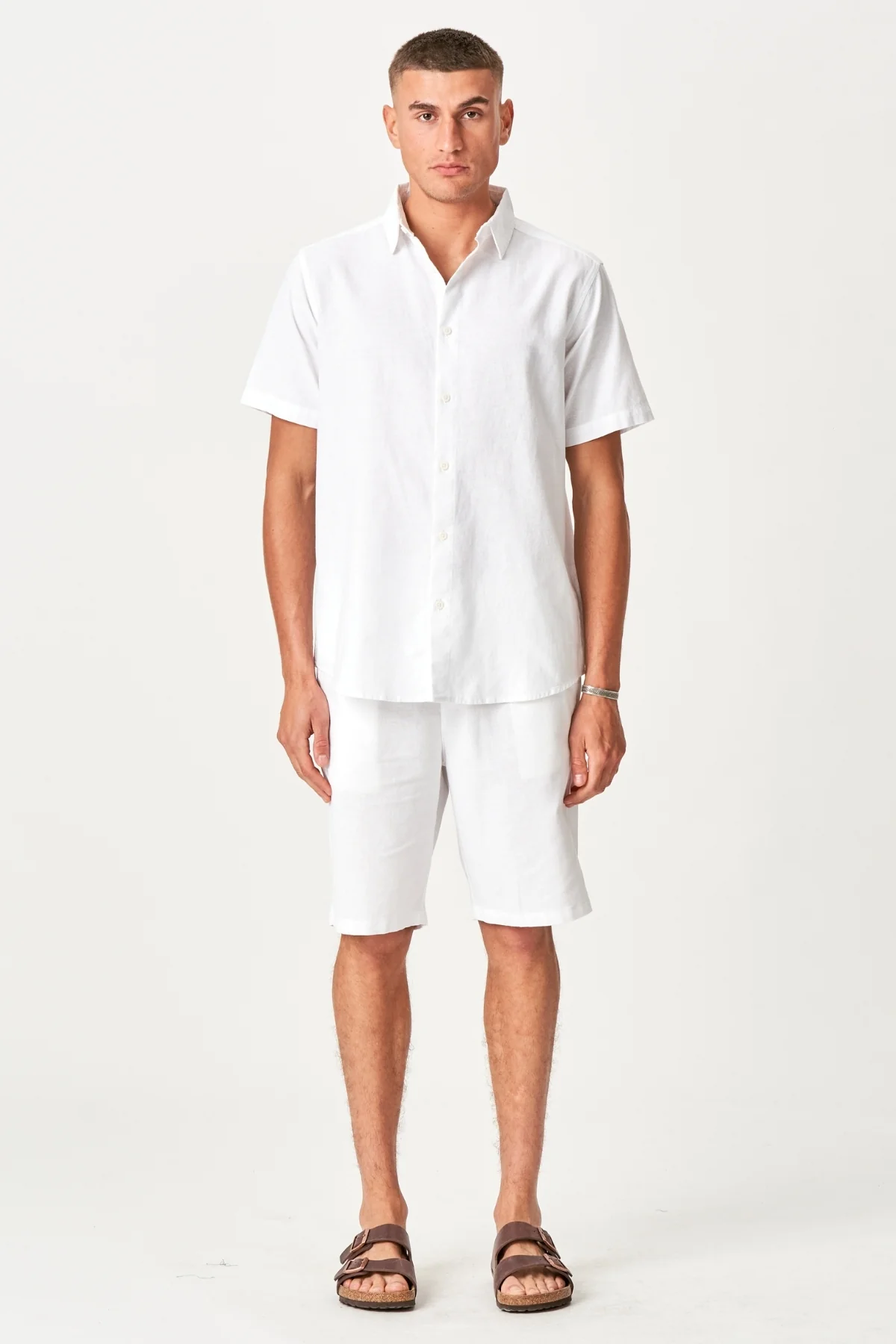 Wäsche mit kurzärärmernem Hemd + Leinen Shorts - Weiß (Paketangebot) - Image 5
