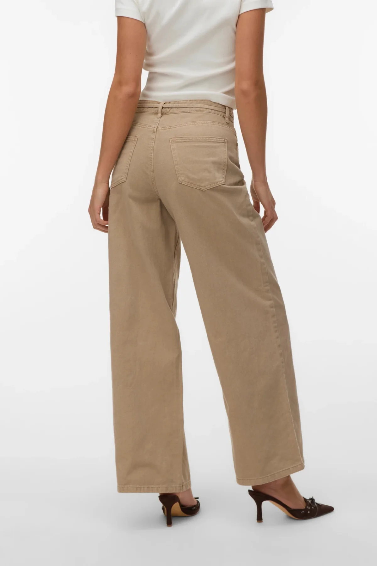 Jeans mit breitem Gürtel von Wien – Silberner Nerz - Image 3